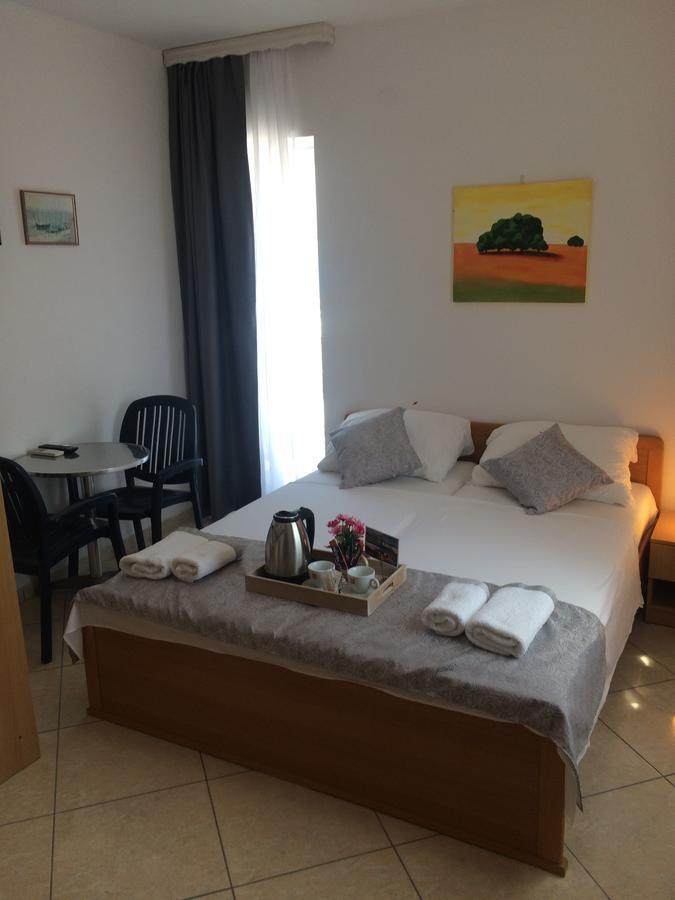 Villa Menalo Hodilje Esterno foto